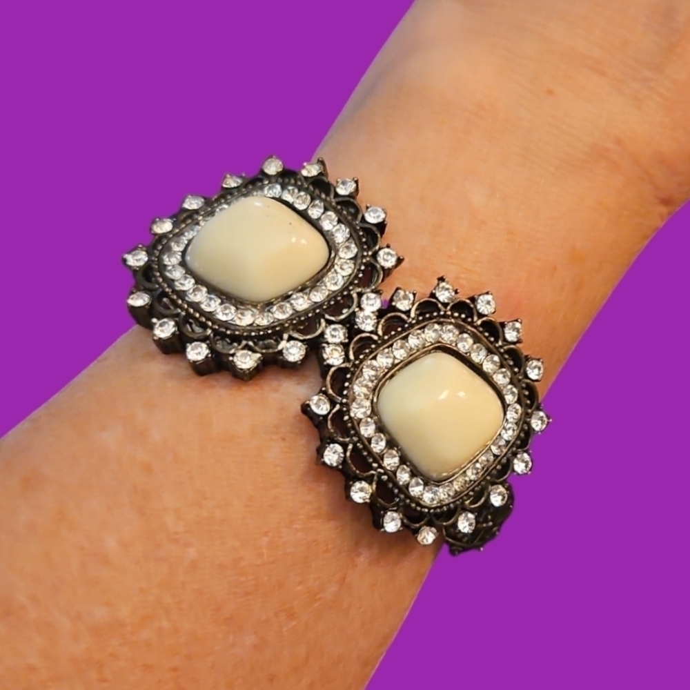 VTG Medieval Castlecore Bronze Rhinestone Chunky Clamper Bracelet